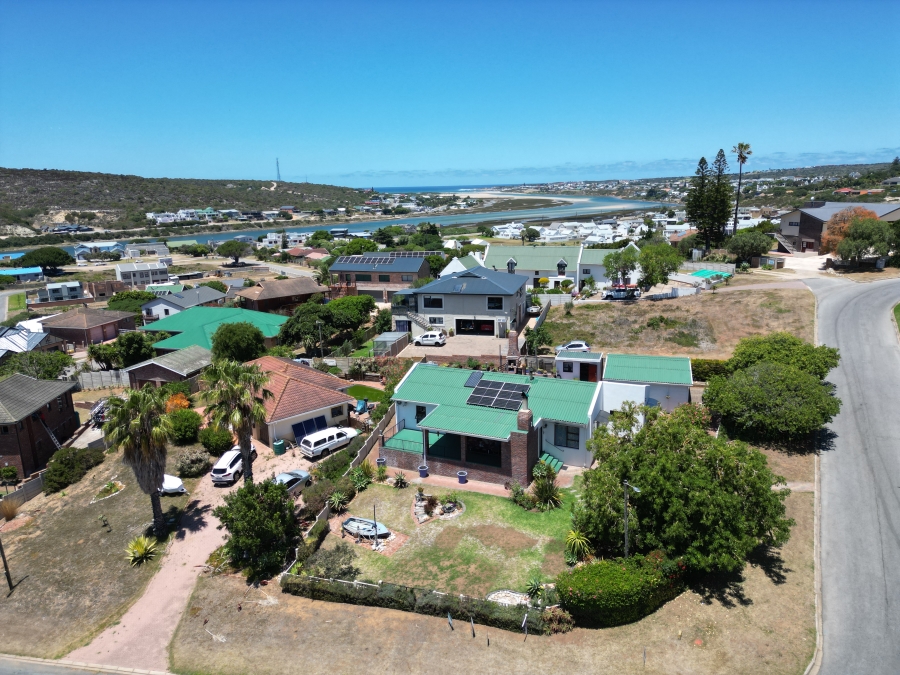 3 Bedroom Property for Sale in Stilbaai Wes Western Cape